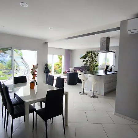 Maison Avec Piscine 펜션 *