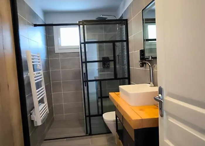 Maison Avec Piscine Buros